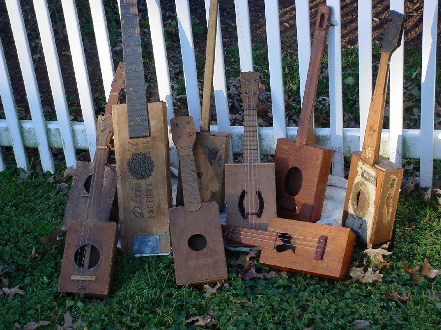 Guitarras hechas con Cajas de Puros